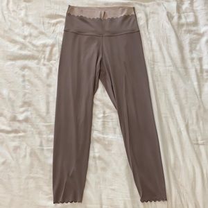 Aerie real me high waisted Scalloped Legging